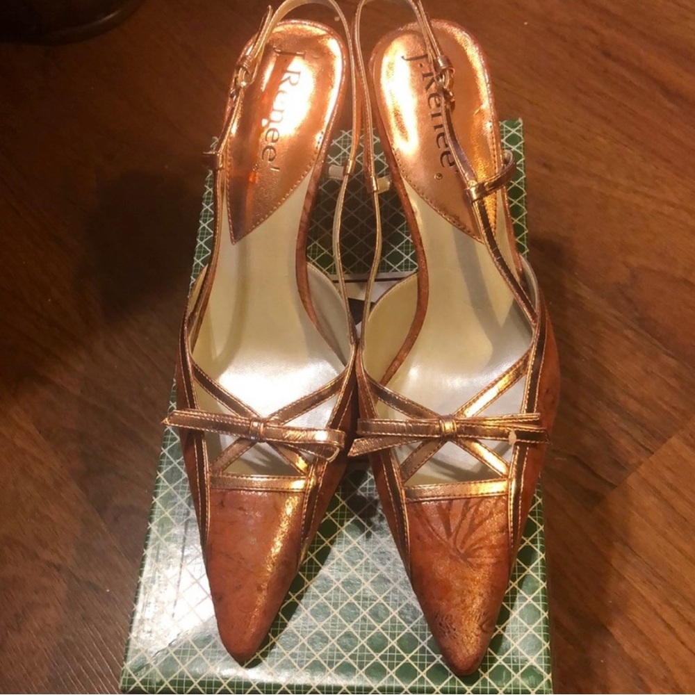 New J. Renee 9M Heels Coral Iridescent look